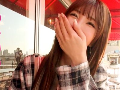 【素人】くびれの綺麗な美人ちゃん！Fサイズの乳も素敵！いざセックスになってみたら敏感な反応！感じやすいってありがたい！