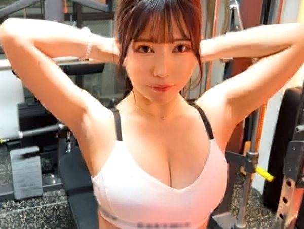 【素人】完全無欠の巨乳桃尻エロボディな美人会社員がデカチン筋肉男とハメ撮り激ピスSEXでイキまくる…ッ！