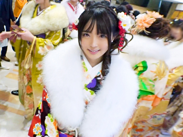 ＜素人ナンパ＞成人式帰りのハタチ娘のピッチピチボディをゴチになりました♡屈強な男ふたりにマワされて大人の階段駆け昇るぅ！