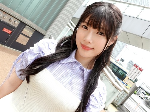 【ヤリマンJDの淫乱プレイ】『もっと奥まで…』経験豊富なビッチ女子大生が激ピタなマ●コでバック＆騎乗位を堪能！淫乱な表情とエロすぎる腰使いにフル勃起必至！♡
