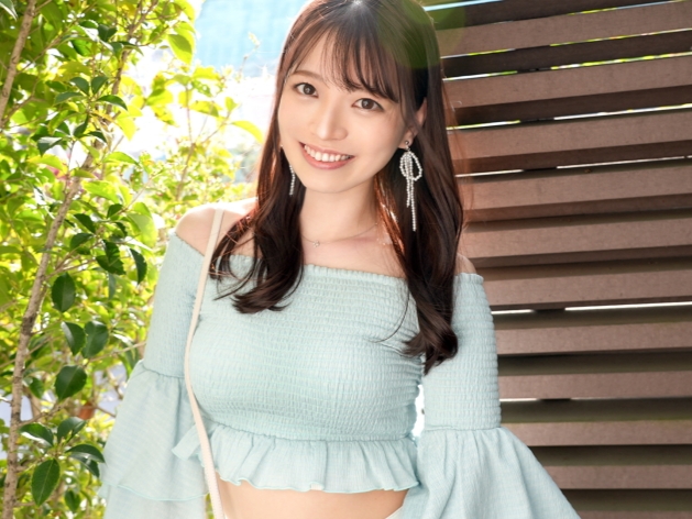 【美尻長身美少女のバックピストン】『お尻叩かないで…』プリケツが眩しい長身美少女を、バックから激しくパコパコ！美尻が揺れるたびに興奮MAX！♡