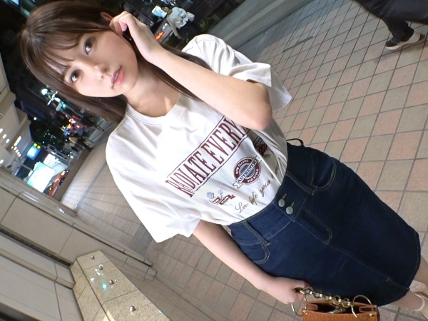 【甘え上手なお姉さんの誘惑】『もっと…して♡』押しに弱い激カワお姉さんを口説き落とし、後ろからガンガン突いて連続イキ！甘い喘ぎ声がたまらない、パコりまくりの一夜！