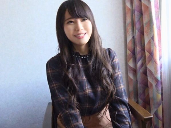 【彼氏持ち素人美女のAV挑戦】乳首でイっちゃう敏感ボディの美女が興味本位でAV出演！エロすぎる乳輪と感じまくる姿に興奮MAX！！♡