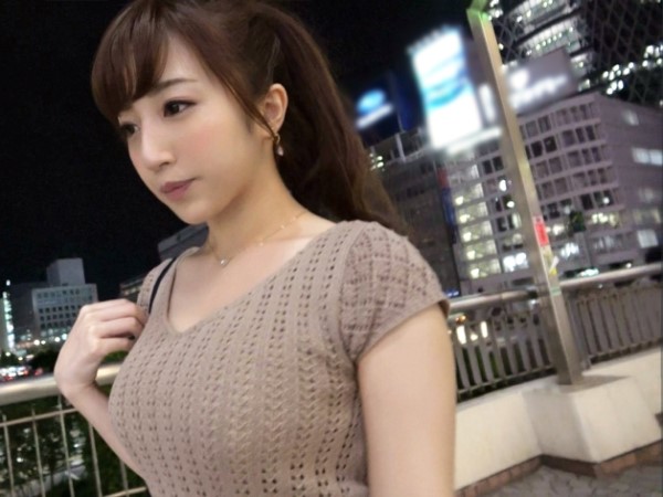 【むっちり巨乳人妻の禁断体験】『旦那さんごめんね…』SEXレス奥様が初めての不倫に挑戦！欲求不満なカラダが他人のチンポで腰砕け♥ 巨乳を揺らしながら感じまくる、背徳の快楽に溺れる人妻の淫らな姿！