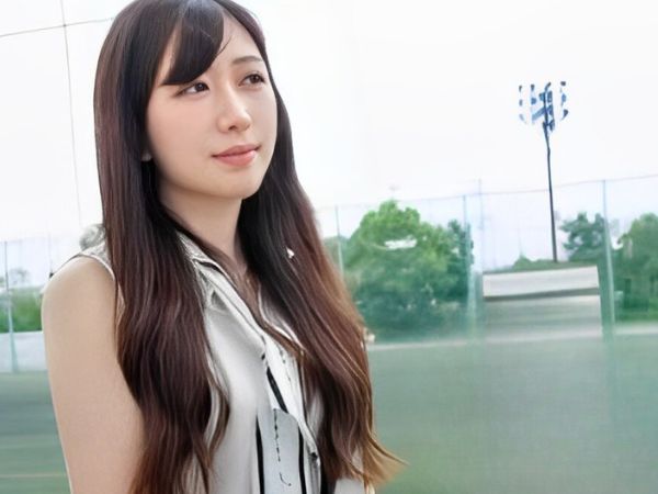 【三十路人妻の巨尻誘惑】『見て…このお尻』美しすぎる巨尻奥様がAVで本気の腰振り！自慢のデカ尻を揺らしながら、騎乗位で男を骨抜きにするエロすぎ騎乗位！！♡