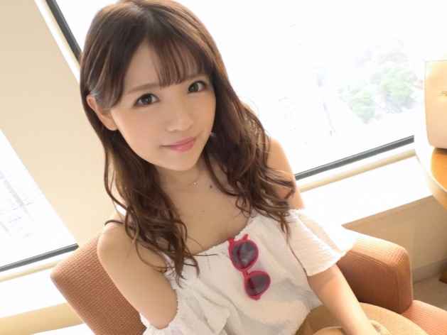 【アイドル風✕低身長】小さめボディだけど感度は最高潮っ！電マと手マンで簡単に陥落しちゃいます！！