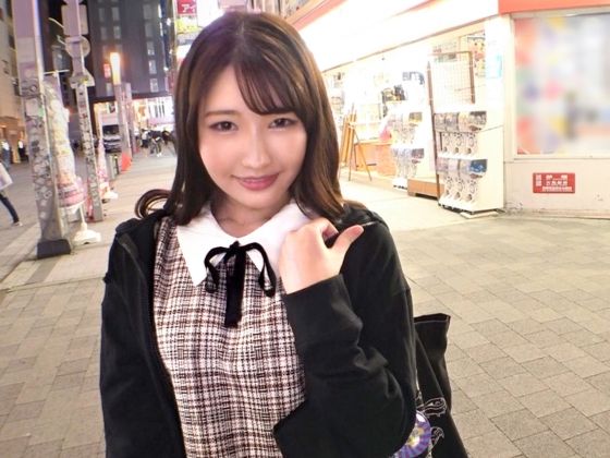 【ふわふわ癒し系お姉さん】『もっと奥まで…』甘い声で誘惑するお姉さんが極上フェラでチンポをトロトロに！ベットでは淫乱モード全開で股を開き、激ピストンに感じまくるエロ可愛い姿がたまらない！♡