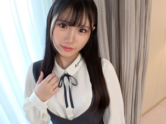 【むっちり巨乳の黒髪清楚系コンカフェ嬢】有名になるためAVデビュー！あどけない顔した美少女が騎乗位でガンガン腰振りまくり♡