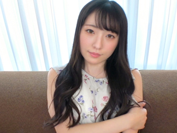 【無毛美少女の恥じらいセックス】『あっ…そこダメぇ…』清楚系カワイイ娘のツルツルパイパンマンコを責めまくり！ピンクの無毛地帯にチンポを挿入し、激しくピストンする濃厚プレイで喘ぎまくる！♡