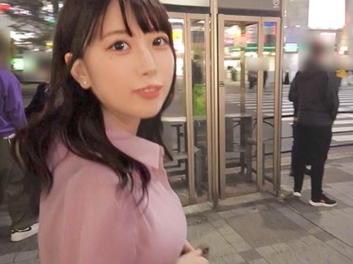 【美爆乳コンカフェ嬢の淫乱プレイ】23歳ビッチ美少女、性欲全開でハメまくり！極上ボディを震わせ、ヤリマン本領発揮♥コンカフェの裏側で乱れる姿は必見！