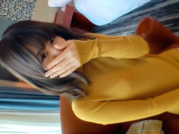 【メイドカフェの裏側】『こんなの初めて…』清楚系メイドさんが巨チンに挑戦！普段は見せないエロい表情で感じまくり、自慢の美ボディを激しく揺らして悶絶アクメ！初体験の快感に溺れる！♡