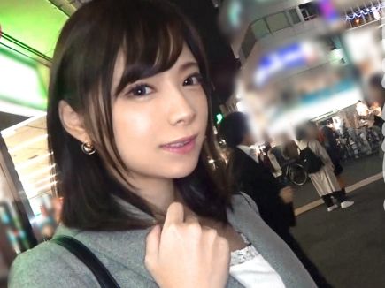 【ドM素人女子の過激プレイ】『もっと激しくして…』イラマチオとスパンキングが大好きな変態娘がデカチンに挑戦！喉奥＆マンコの奥までガンガン突かれて、感じまくり！ハードなSEXで悶絶イキ！！