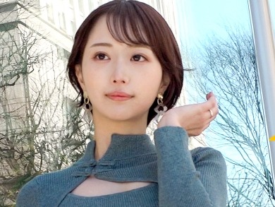 【ヤリマン若妻の危険な遊び】色黒チンポに夢中な小麦肌人妻！ぷっくり肉厚マ●コに他人棒をねじ込まれ、快楽に溺れる淫乱セックス♡