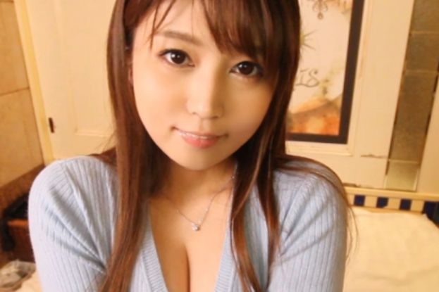 【ギャルお姉さんとイチャラブ夜】『あぁん…ダメぇ…』茶髪の美人ギャルとドキドキのラブハメ！平成感溢れるエロカワお姉さんと、ひたすらラブラブセックス♡気持ちよすぎて声が漏れちゃう！