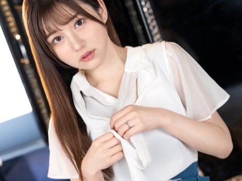 【清楚系巨乳人妻の裏の顔】『ダメ…でも気持ちいい…』他人棒に溺れる人妻がカラダを弄られトロトロに！敏感な巨乳と濡れまくるおマンコがエロすぎる！！